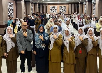 Sinergi Pengawasan Obat: Dinkes Lhokseumawe Gelar Bimtek Bersama BPOM dan IAI Aceh