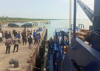 Kapal Patroli BC 30001 Tiba di Langsa Bawa 3.000 Paket Bantuan untuk Korban Banjir