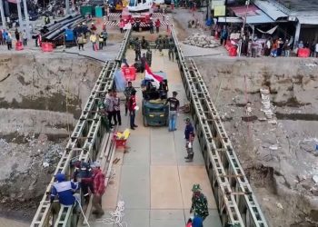 Wagub Fadhlullah Tinjau Jembatan Bailey Kuta Blang, Progres Capai 98 Persen