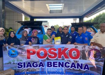BNNP Aceh Salurkan Bantuan Sembako dan Pakaian ke Daerah Terdampak Banjir
