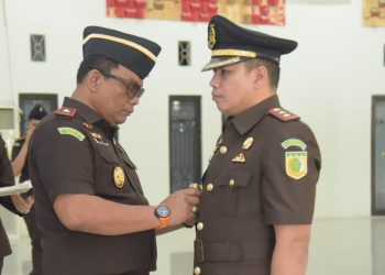 Kajati Aceh Lantik Rozano Yudistira sebagai Kajari Aceh Selatan