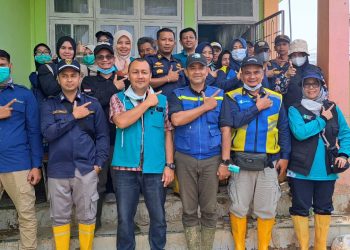 Relawan Satgas Gabungan Pulihkan Instalasi Farmasi Aceh Tamiang Pascabanjir Bandang