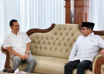 Sekda Aceh Pimpin Rapim Percepatan APBA 2026, Lanjut Sambut Menekraf di Bandara SIM