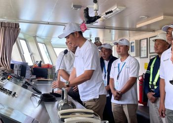 Sekda Aceh Sapa Pemudik di KMP Aceh Hebat 2, Total 650 Tiket Gratis Disiapkan ke Sabang