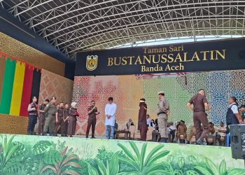 Dua Pelaku Zina Dicambuk 100 Kali di Bustanussalatin