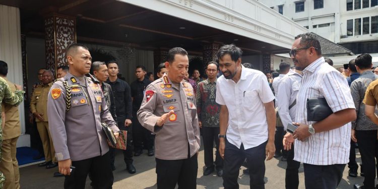 Mualem Hadiri Silaturahmi Bersama Menko Polkam, Dorong Harmonisasi Pusat-Daerah