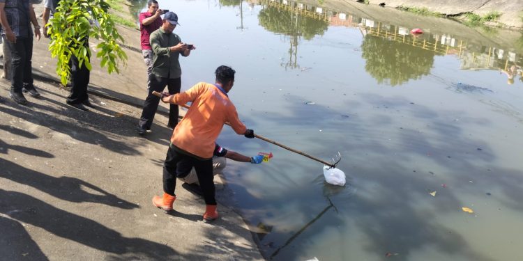 Geger! Janin 6 Bulan Dibuang di Bantaran Krueng Doy, Polisi Buru Pelaku