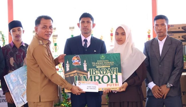 Wujud Syukur Owner AlifaLand Aidil Mashendra, 8 Hadiah Umroh Dibagikan dalam Ajang Tahun Ini