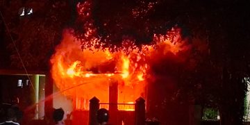 Fakultas Pertanian USK Terbakar Usai Bentrok Mahasiswa, Polisi Buru Pelaku
