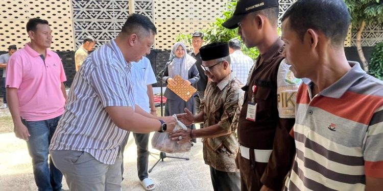 Tebar Kepedulian Iduladha, Kejati Aceh Sembelih 10 Sapi dan 4 Kambing