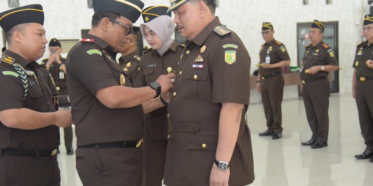 Kajati Aceh Lantik Bobbi Sandri sebagai Kajari Banda Aceh, Gantikan Suhendri