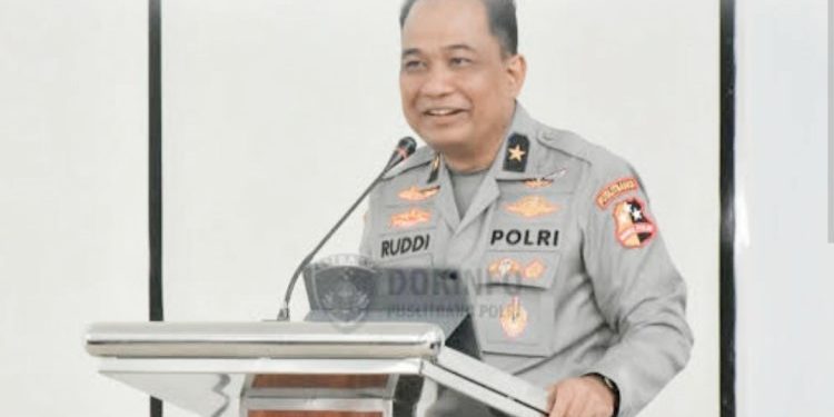 Kapolri Mutasi Kapolda Aceh, Brigjen Ruddi Setiawan Gantikan Irjen Marzuki Ali Basyah