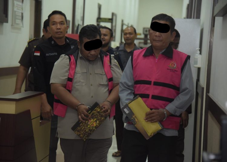 Kejati Tahan Kades dan PNS BPN di Kasus Korupsi Lahan di Seumelu