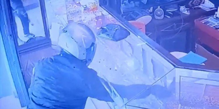Polisi Ringkus Terduga Perampok Toko Emas Tapaktuan, Ternyata Oknum Polisi