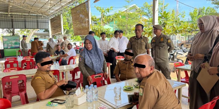 Satpol PP Aceh Jaring 6 ASN Nongkrong di Warkop Saat Jam Kerja, Satu Diduga Pejabat Dinas Dayah Aceh