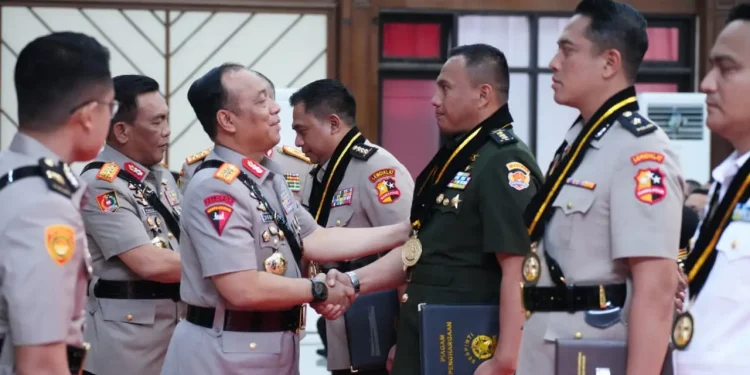 Wakapolri: 418 Lulusan Sespim Siap Jadi Garda Terdepan Hadapi Tantangan Global dan Era Digital