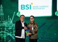 Perkuat Pemberdayaan Masyarakat melalui Green Zakat, BSI Raih Anugerah Utama ESG