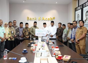Bank Aceh Salurkan Zakat Perusahaan Rp11,94 Miliar