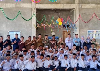 Kejati Aceh Masuk Dayah di Pidie, Santri Dibekali Hukum hingga Bahaya Cyberbullying