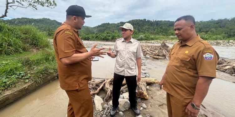 D.I. Seunong Rusak, Warga Andalkan Gotong Royong, Wagub Dek Fadh Dorong Perbaikan Segera